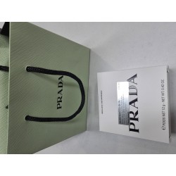 프라다쿠션
