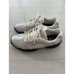 휠라  에샤페 실버문