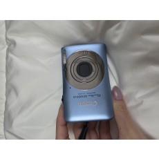 Canon PowerShot SD1300 IS Blue ??